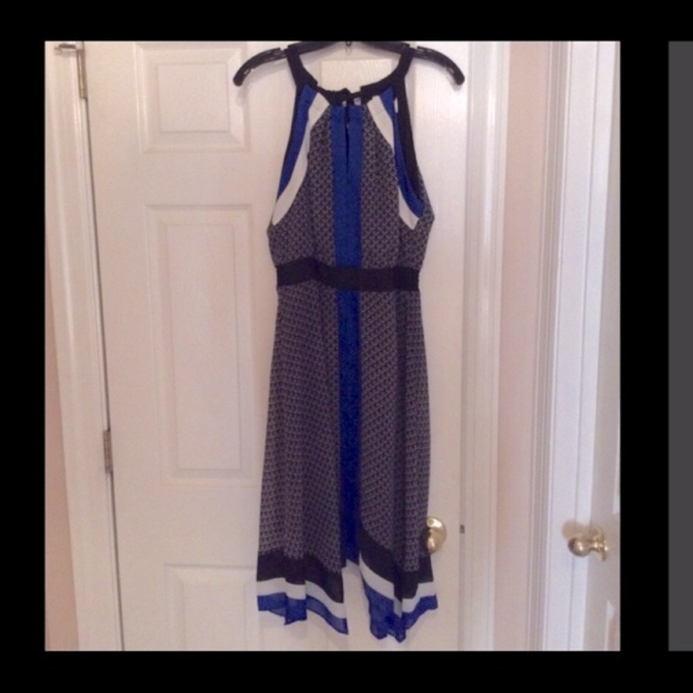 Halter dress keyhole front